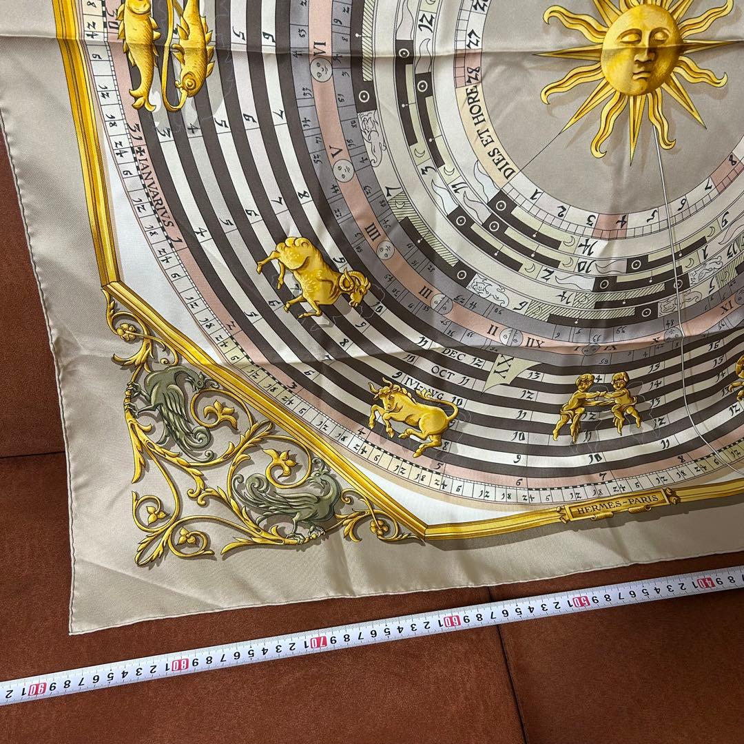 HERMESスカーフ 星座 中古 保管品 美品