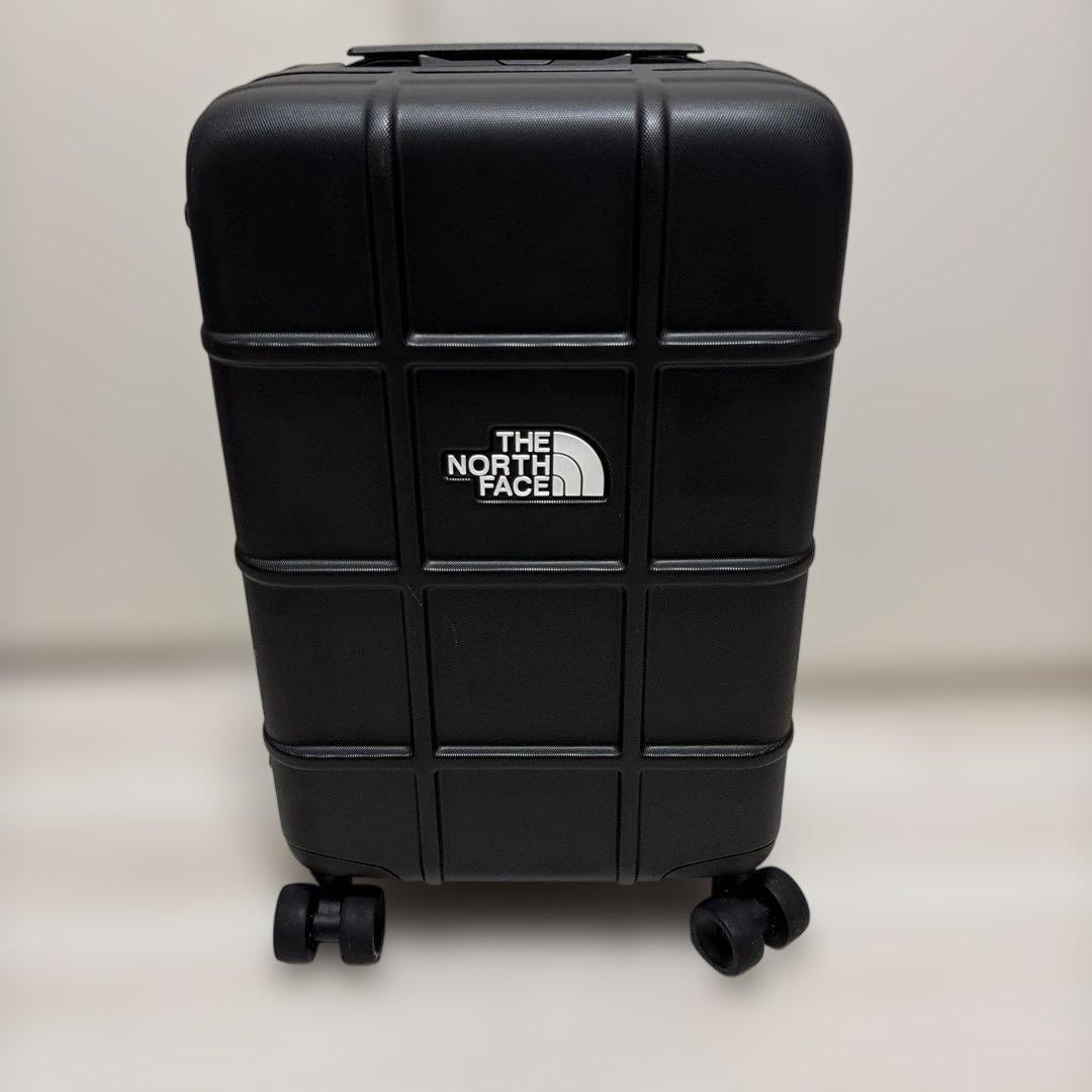 THE NORTH FACE スーツケース 機内持ち込み可