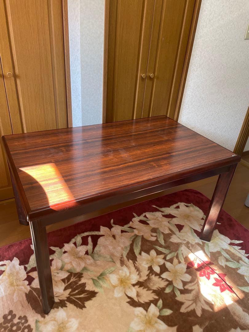 カリモク家具　アンティーク　ダークブラウン木製ダイニングテーブル