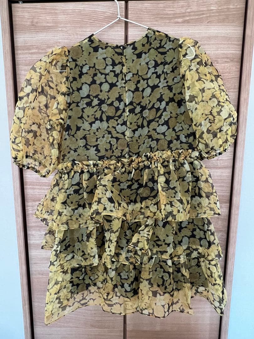 GANNI TOMORROWLAND ワンピース　花柄