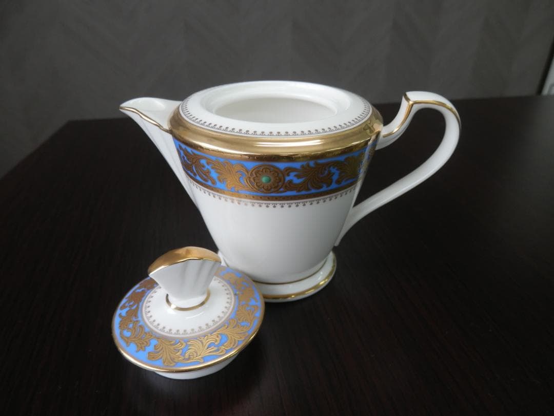 ノリタケ ボーンチャイナ(グランブロシェ)セット