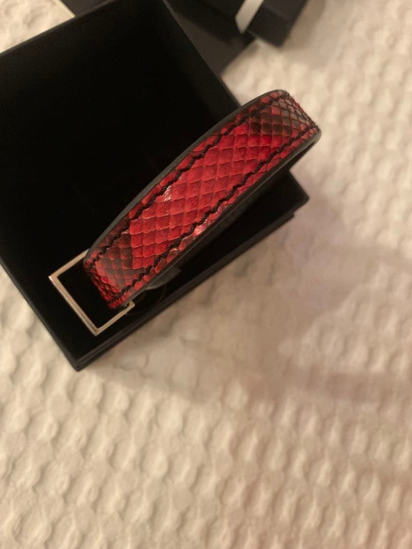 （専用）Artemis Classic レッドレザーブレスレット　レッドパイソン