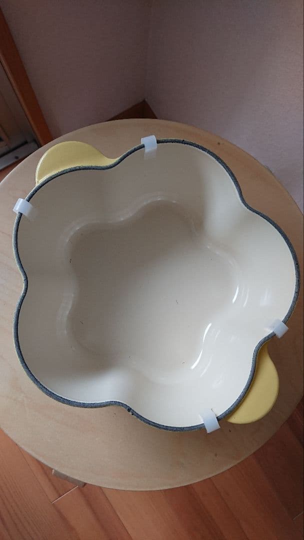 ル・クルーゼ◎ミモザ◎ココットフルール◎新品◎未使用限定廃盤品◎20センチ