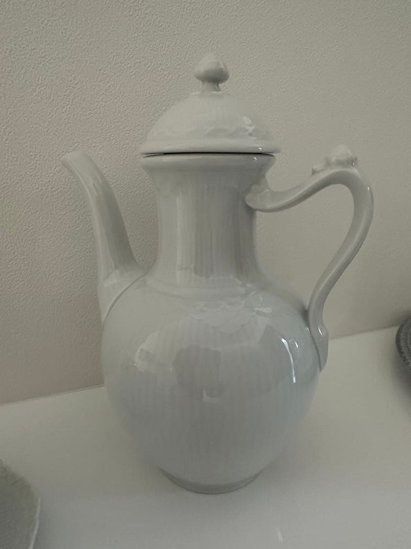 美品ロイヤルコペンハーゲン　ホワイトフルーテッド　フルレース　ハーフレース♡