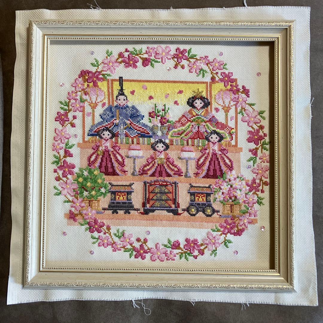 ホビーラホビーレクロスステッチ　花桃リースのお雛様　完成品