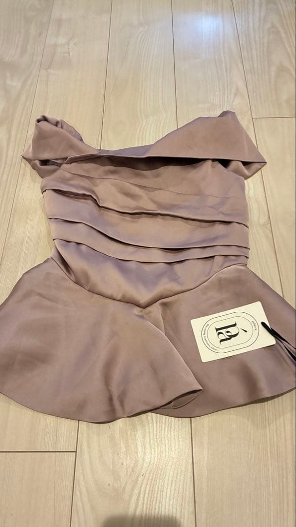 poláura ロマンティックサテンぺプラムトップス pink