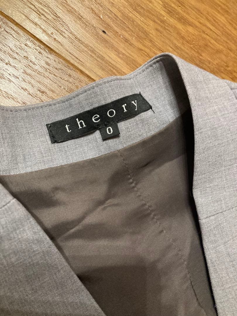 theory グレー パンツスーツ サイズ0