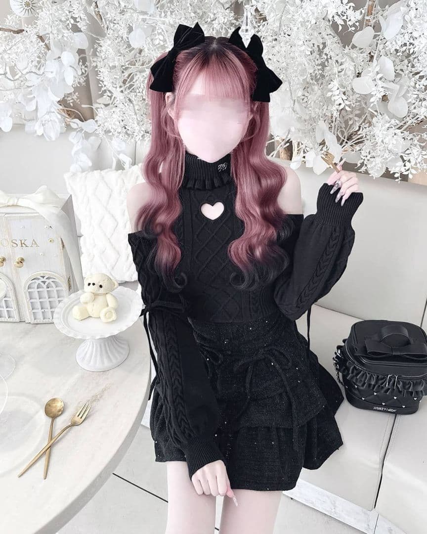 ミシェルマカロン　ハニーミュウ　ハートカット肩あきケーブルニット　フリーサイズ