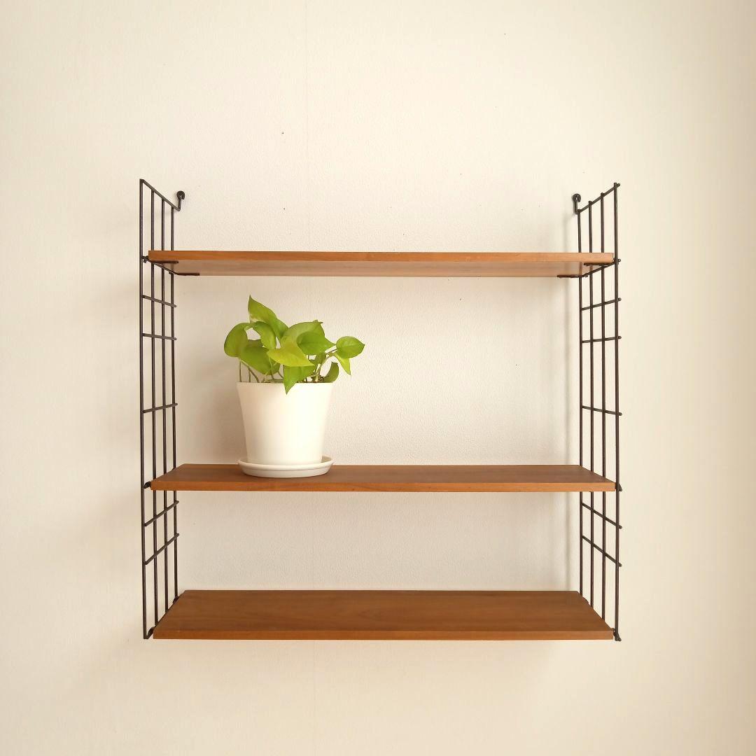 チーク材の3段シェルフ スウェーデン 北欧ヴィンテージ