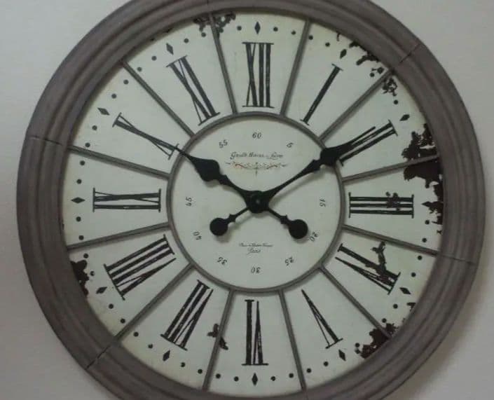 掛け時計　雑誌掲載　 パリ　アンティーク調 プレゼント 存在感抜群！！