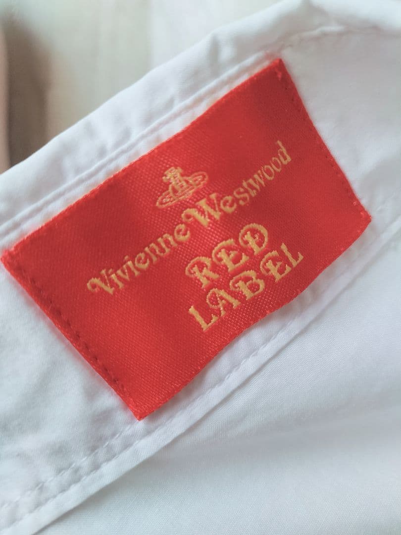 ヴィヴィアンウエストウッド刺繍半袖シャツ☆