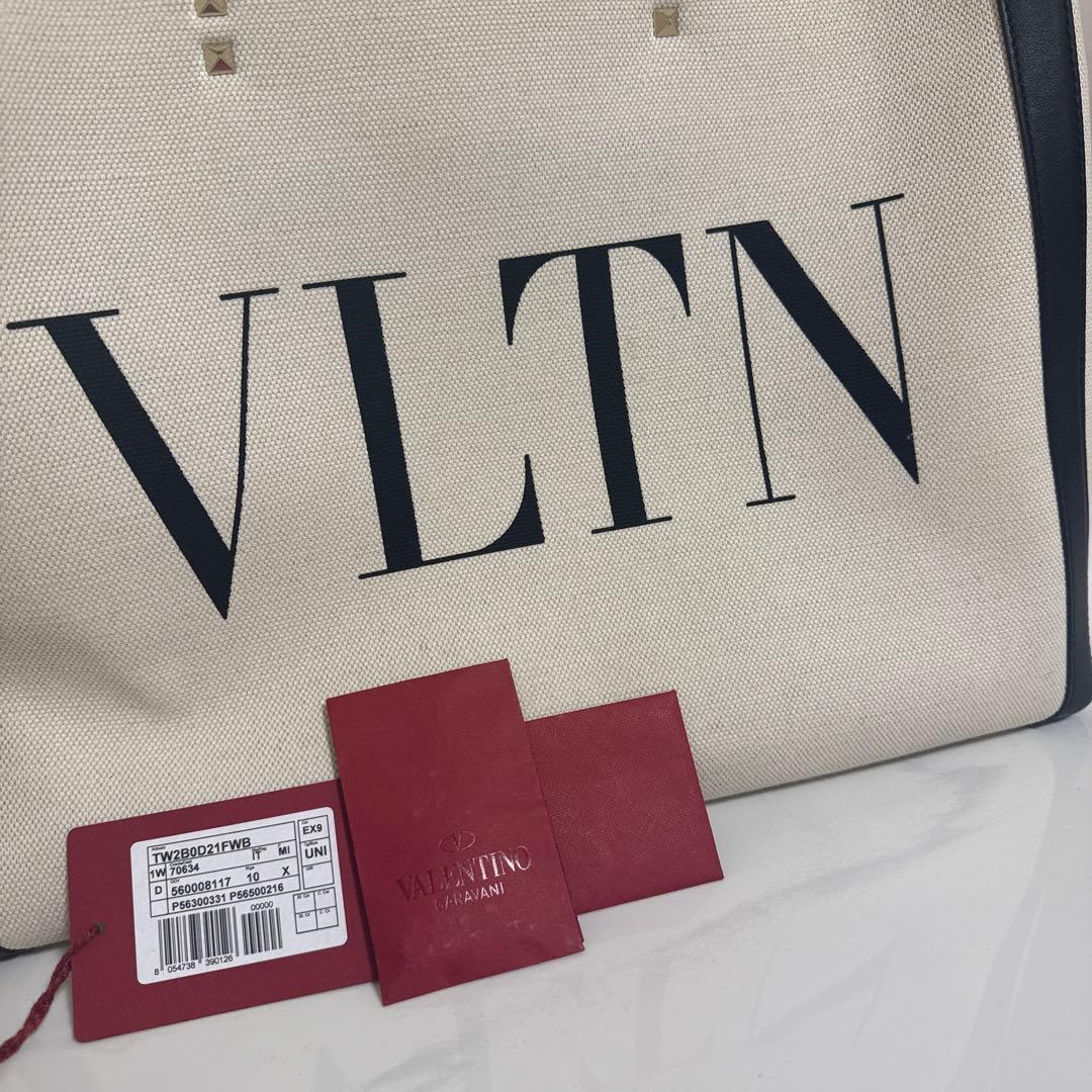 VALENTINO トートバッグ アイボリー/ブラック