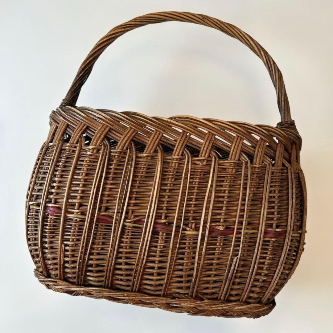 【人気のデザイン】飴色手作りパニエ　フランスアンティーク　バスケット　カゴ