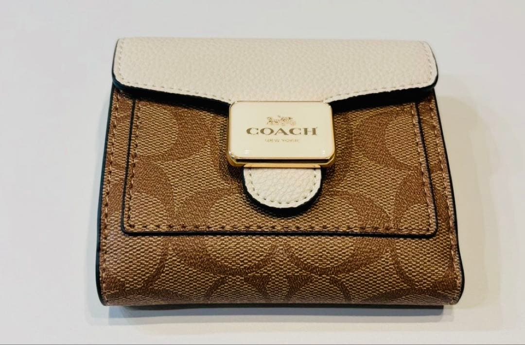COACH コーチ　二つ折り財布 ブラウン/ホワイト