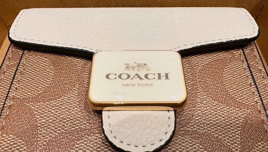 COACH コーチ　二つ折り財布 ブラウン/ホワイト