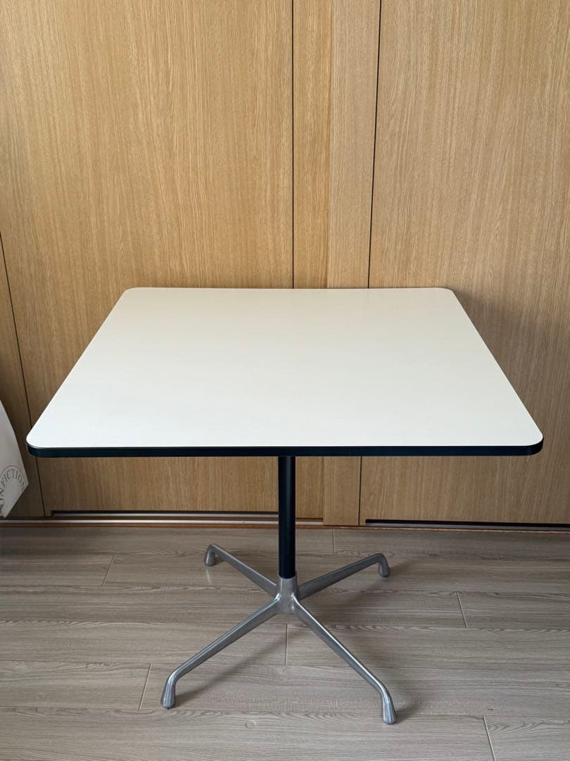 スクエア　ダイニングテーブル