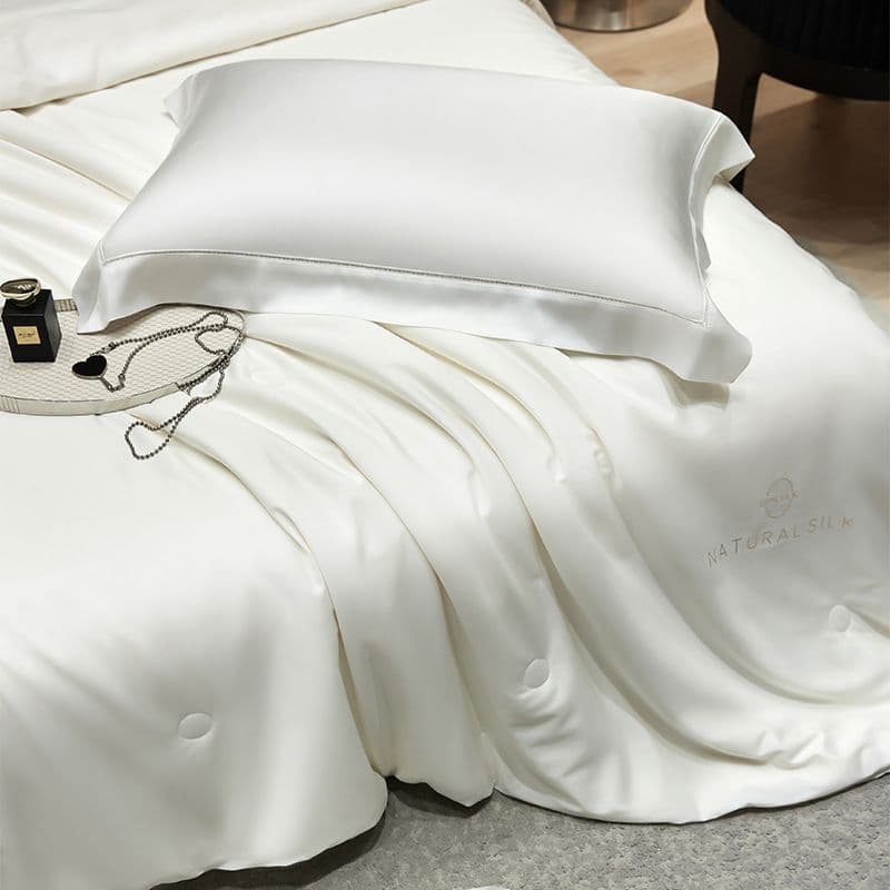 布団 シルク100% シングル ダブル 触り心地よい 高級シルク布団 ふとん