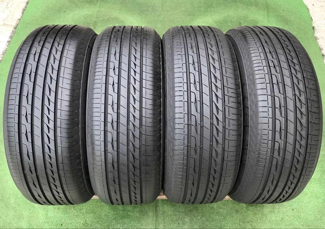 225/55 R17 BRIDGESTONE REGNOラジアルタイヤ2023年