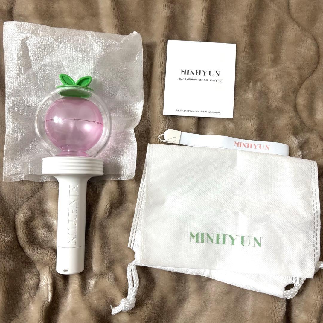 ファンミニョン　ペンライト　OFFICIAL LIGHT STICK