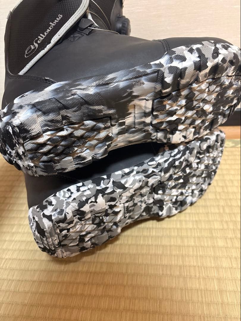 【メンズ4点セット】145㎝スノーボード＋26㎝ブーツ+ビンディング+ケース