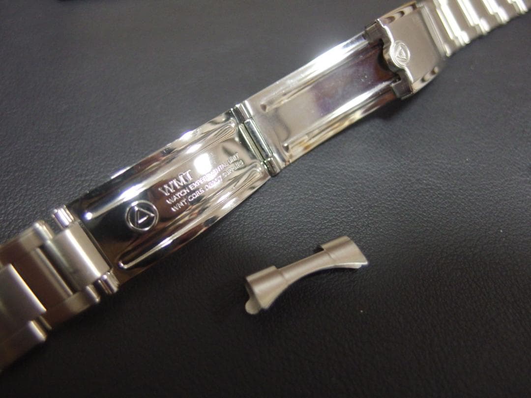 WMT　三連リベットブレス　あまりコマ付属　18.5㎝