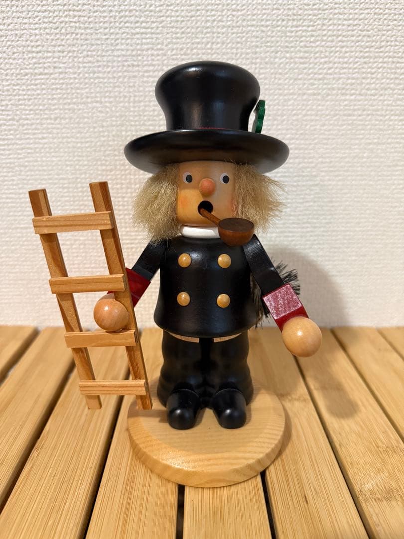 ドイツ製 木製 煙出し人形 煙突掃除人（エルツ地方伝統工芸）置物