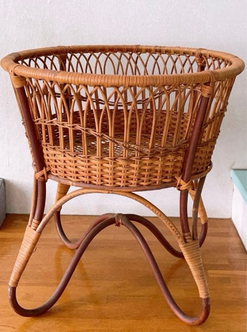 脱衣かご ラタン 藤 ラック 希少 サークル 古道具