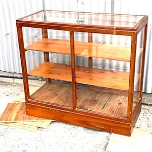 関西限定　送料別　ビンテージ家具　ショーケース　ガラスキャビネット　飾り棚