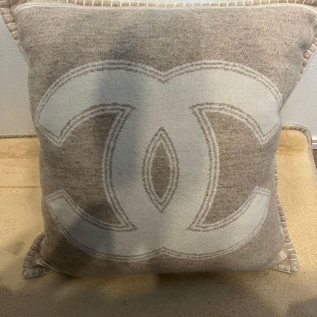 未使用　保管品　シャネル　ウール　カシミア　クッション