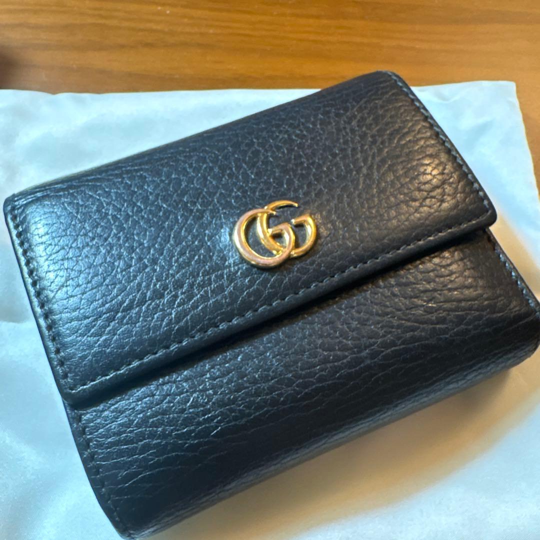 GUCCI グッチ　三つ折り財布　ブラック