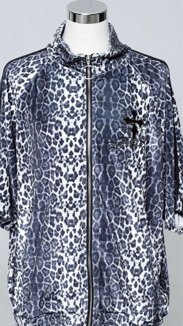 『REFLEM/レフレム』クロス刺繍ベロアトラックジャージレオパード