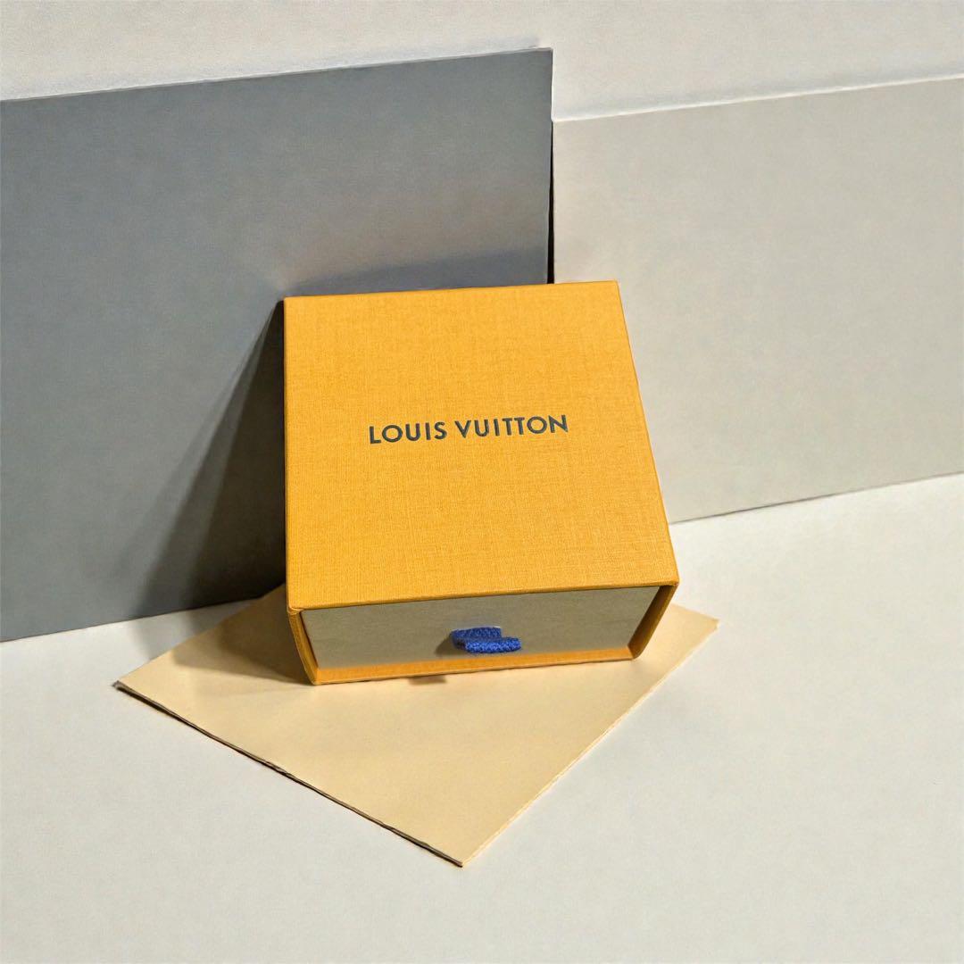 LOUIS VUITTON ゴールドブレスレット