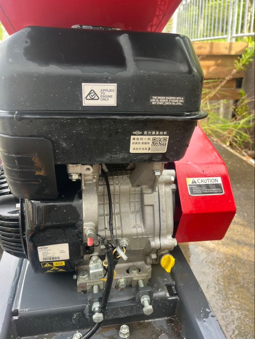 ガソリンエンジン チッパー 赤