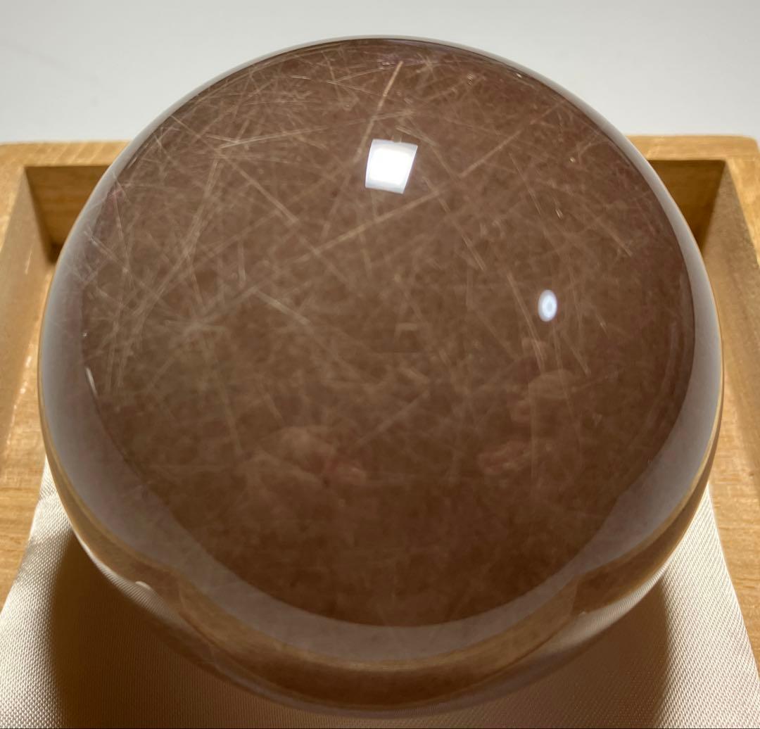 ルチルクォーツ 球体 丸玉　巨大　約8cm 666.7g 木箱入り