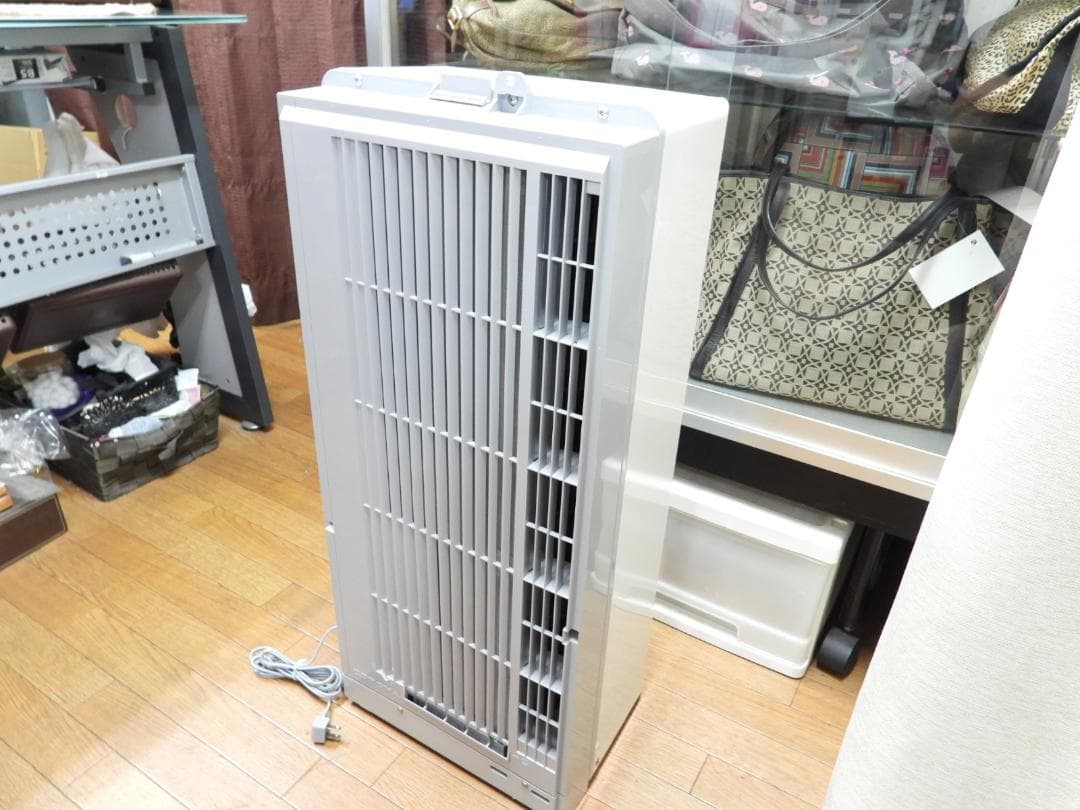 コロナCORONA窓用ク－ラーCW-1623R 冷房エアコン2023年式状態良好