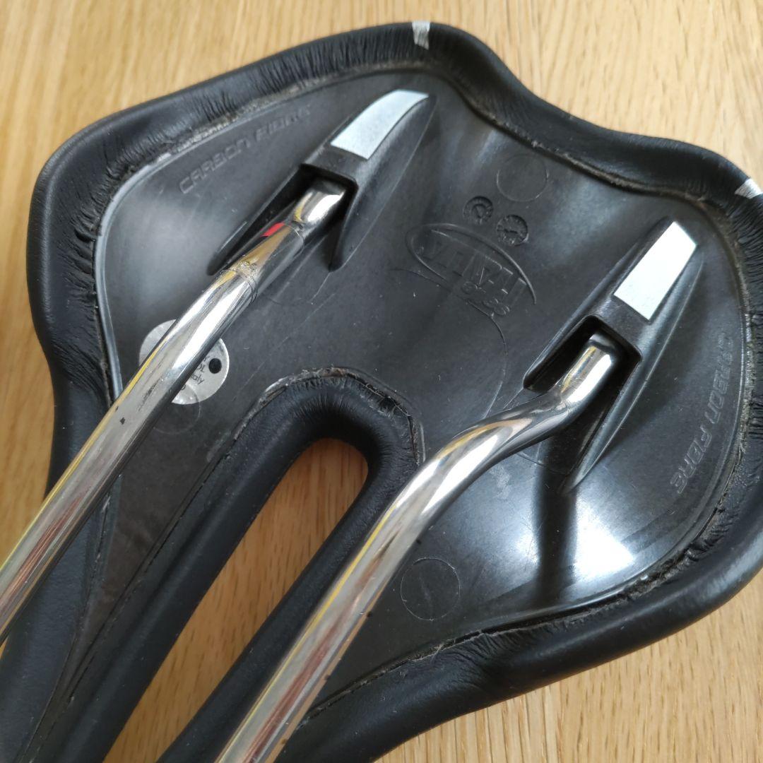 Selle Italia セライタリア SLR FLOW サドル ブラック