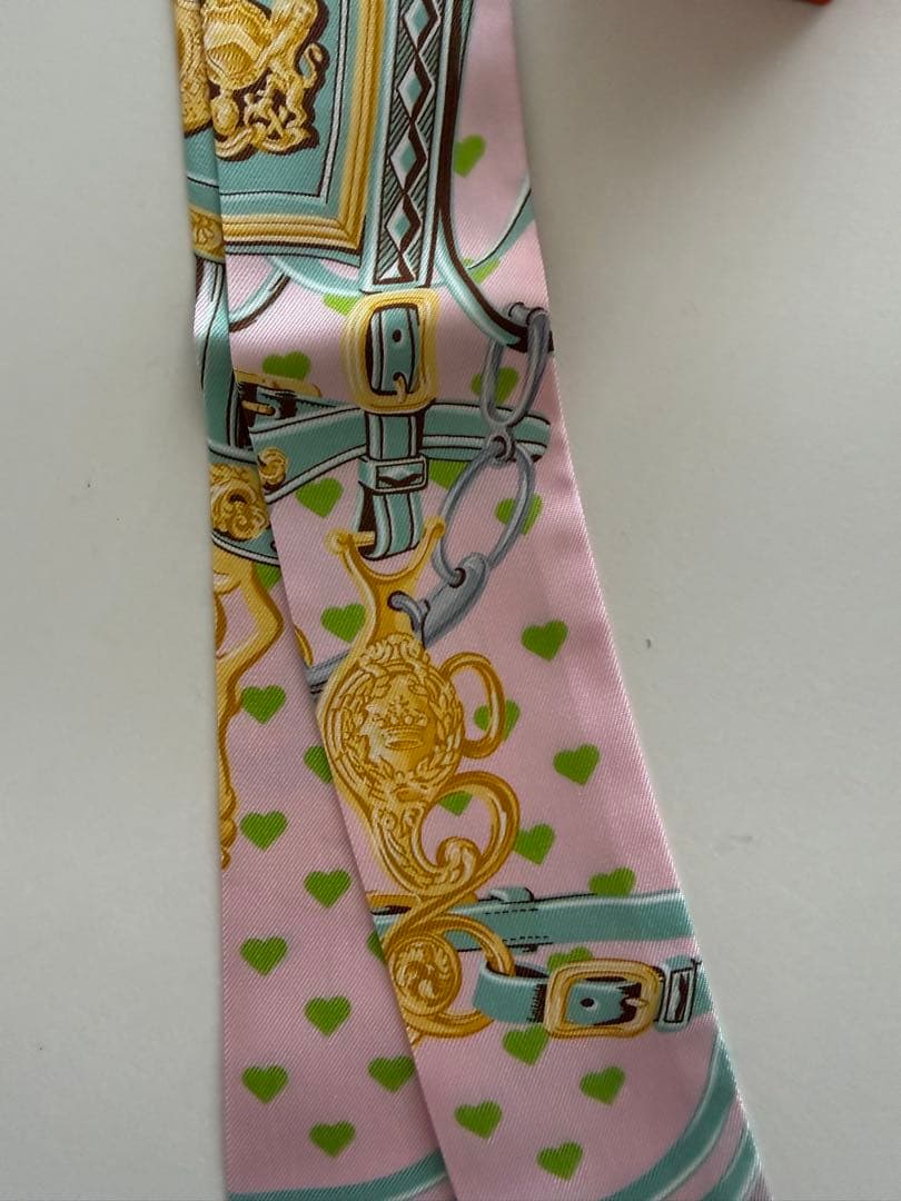 エルメスツイリーブリッドドゥガララブピンク　バレンタイン限定ハートボックス付き