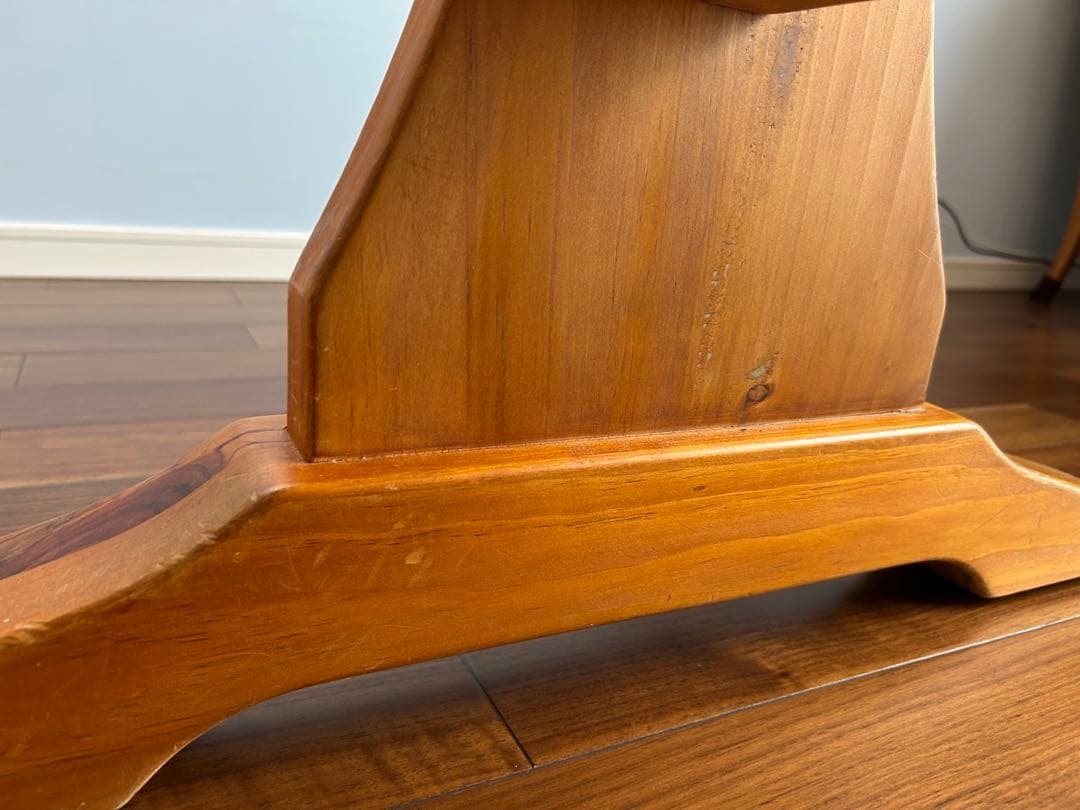 アントステラ・木製ダイニングテーブル ・4〜6人用　パイン材・カントリー