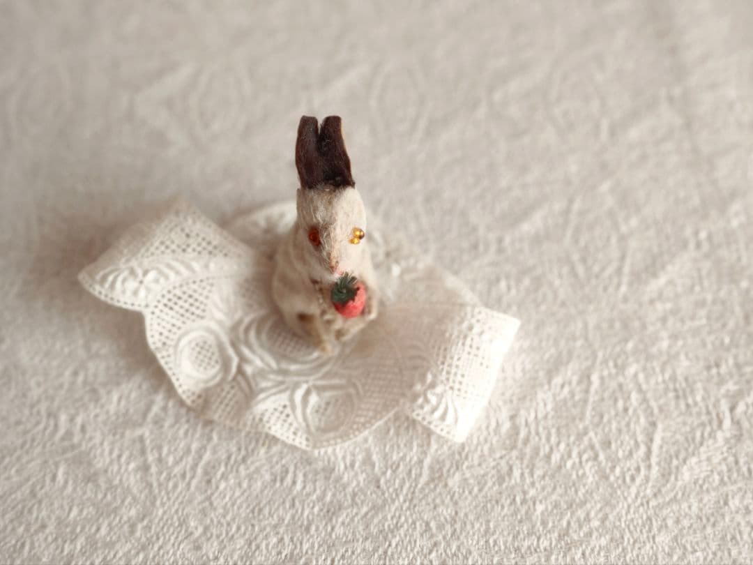 *vintage rabbit ❀ ダークグレーのお耳と尻尾 可愛い ウサちゃん