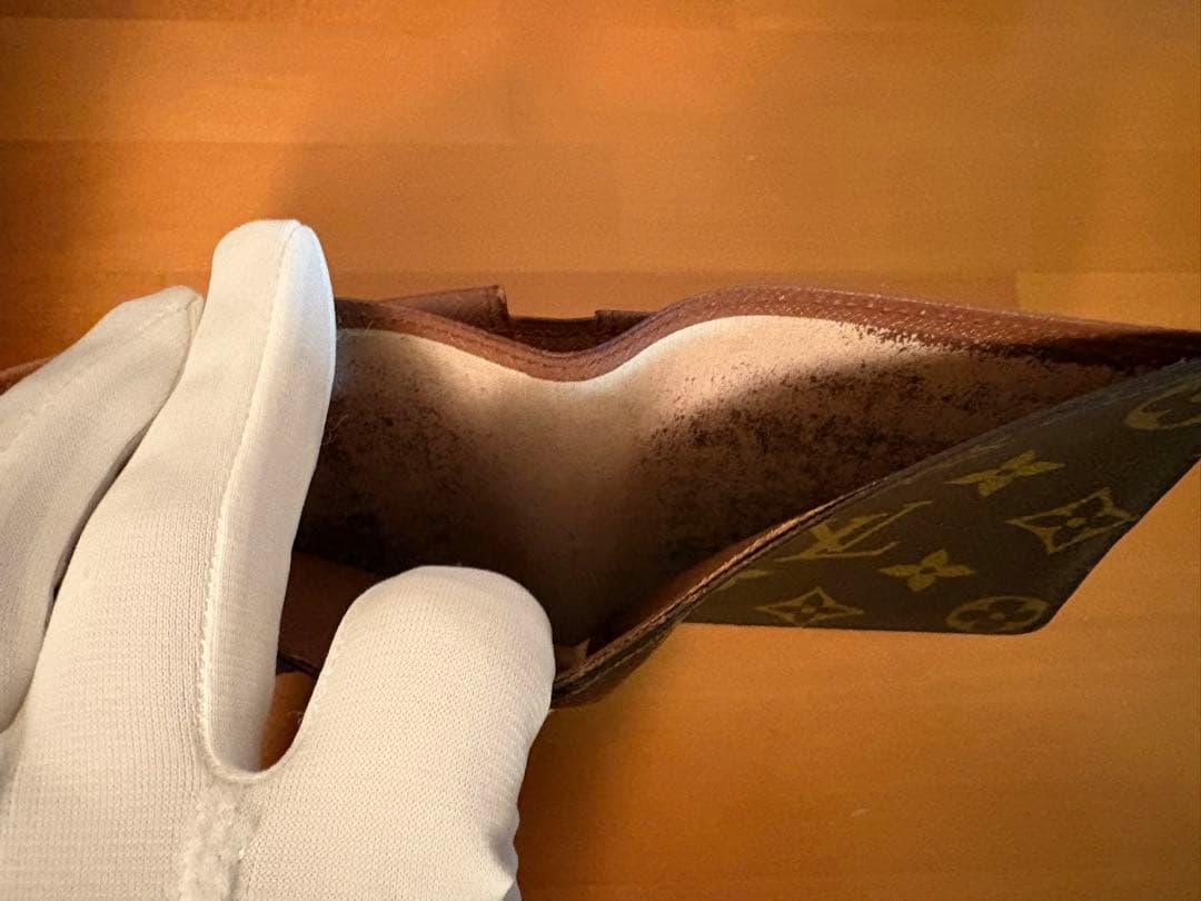 ルイヴィトン Louis Vuitton 二つ折り財布 モノグラム