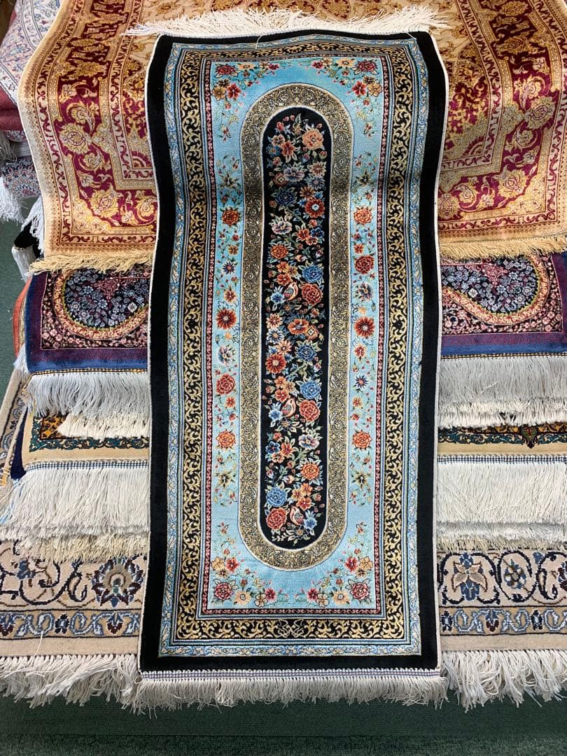 イラン、シルクラグ/サイズ:42x100cm....ir34.