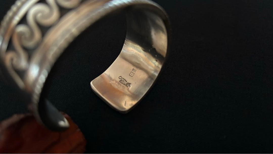 ホピ族 ジェラルドロマヴェンテマ 1930’sスタイル シルバーバングル