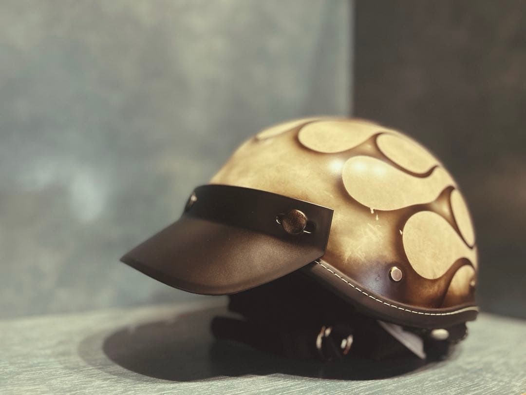 ジャンク品　ポリスヘルメット　新品　エイジング加工　ハーレー　チョッパー