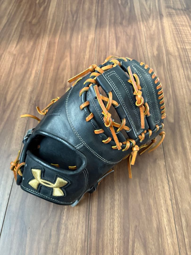 Under Armour 硬式グローブ ファーストミット