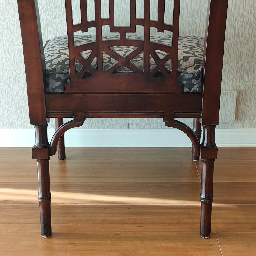 シノワズリ　ヴィンテージチェア　透かし彫り　リビングチェア②