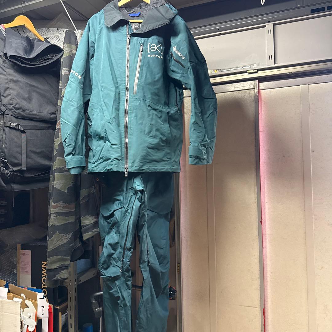 バートンウェア　ビブパンツセット