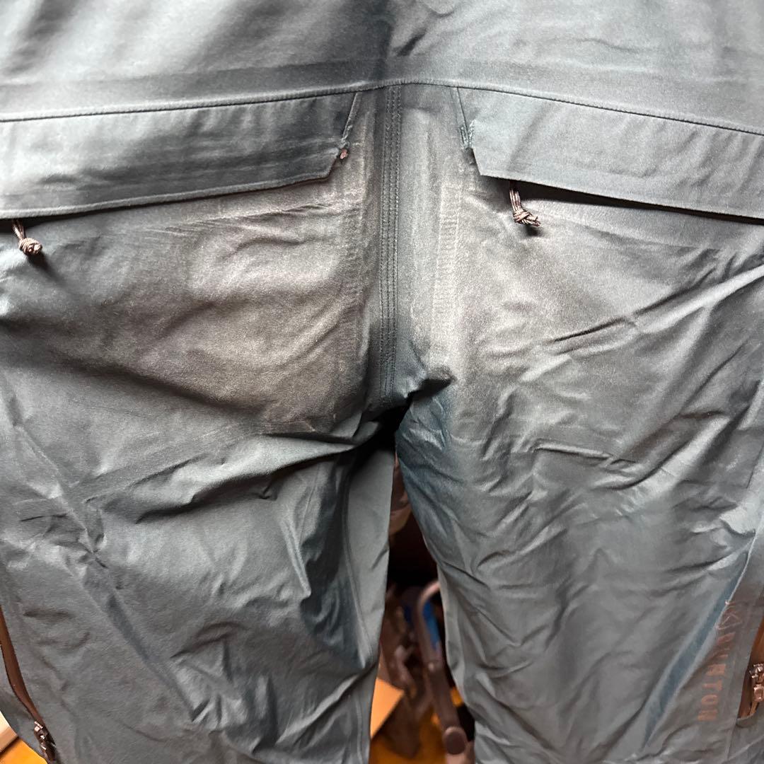 バートンウェア　ビブパンツセット