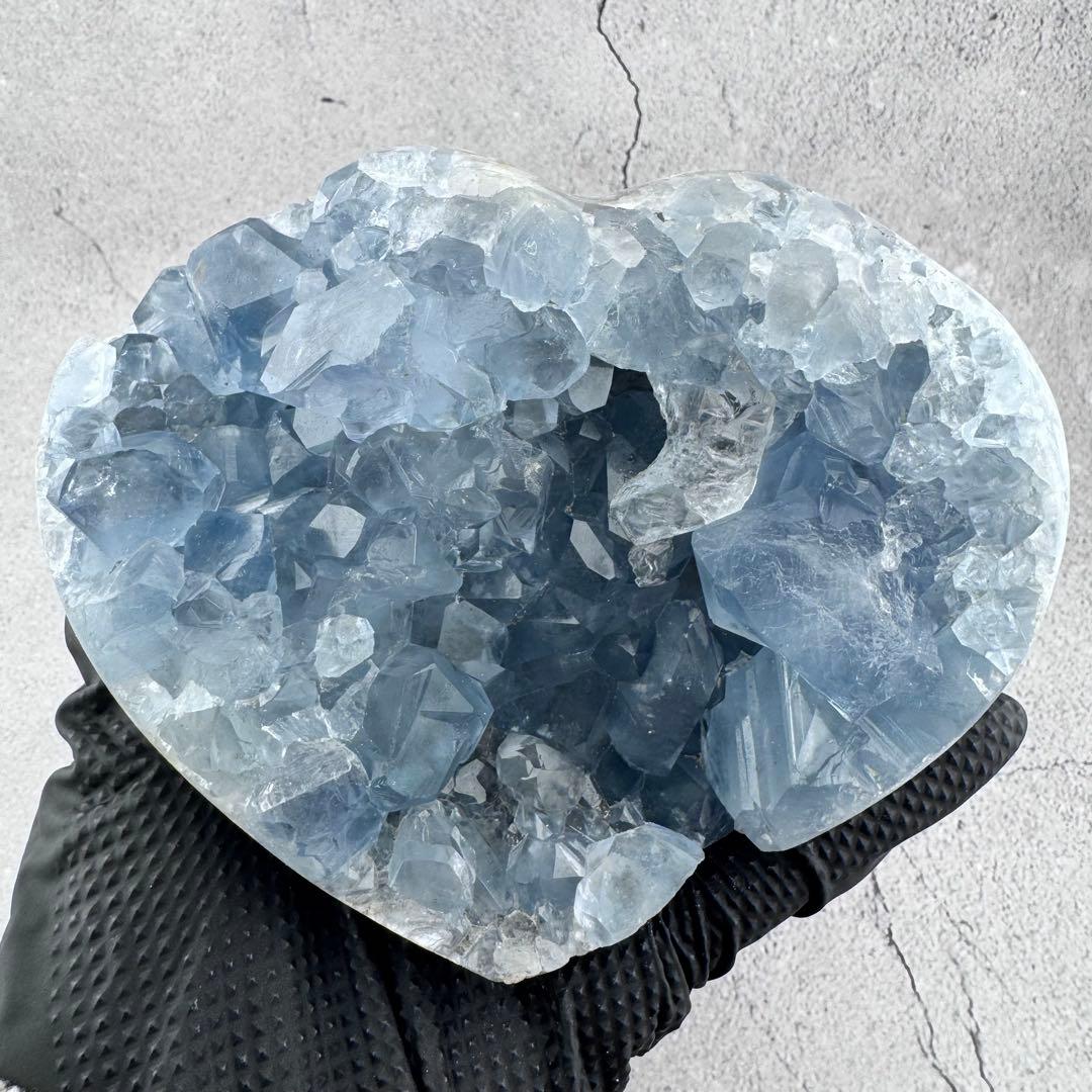 G-177セレスタイトハート型原石　天然石　ブルーストーンクラスター1.84kg