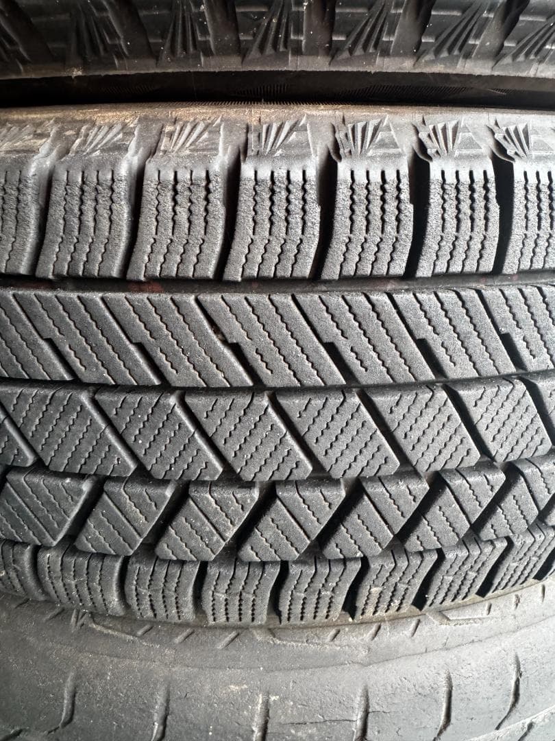 ブリヂストン スタッドレス15インチ