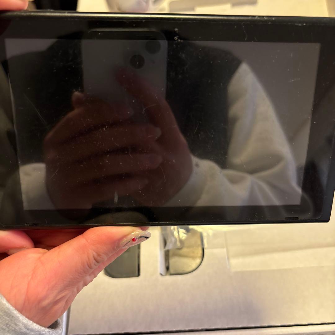 Nintendo Switch グレー 本体 ジョイコン付きジャンク品